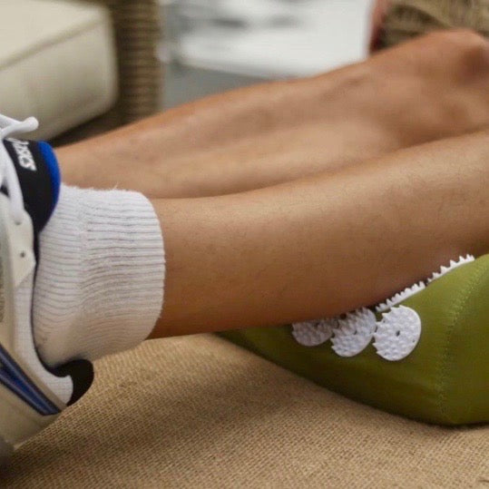 BON Pillow - Green - Bed of Nails