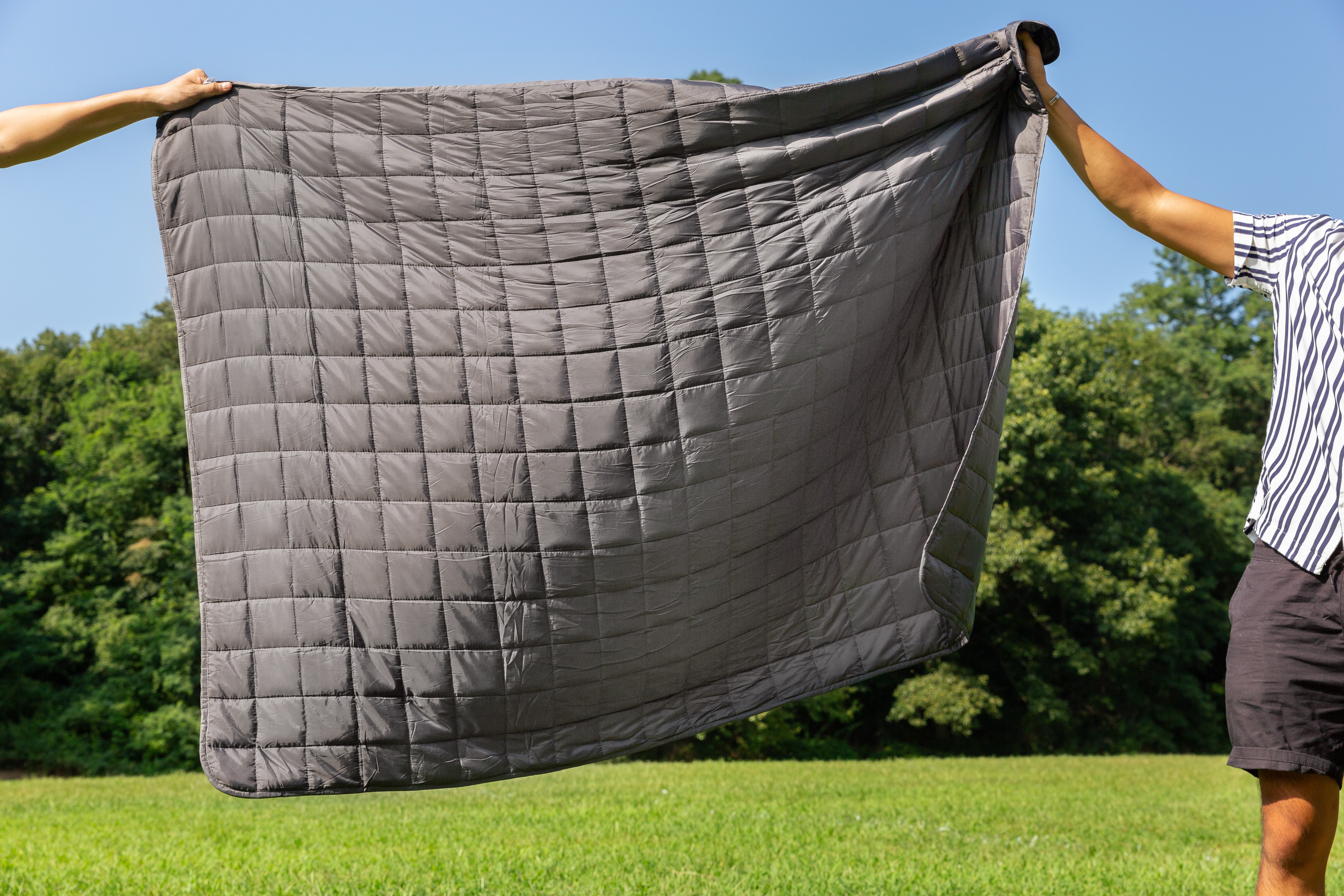 Gravity travel blanket sale