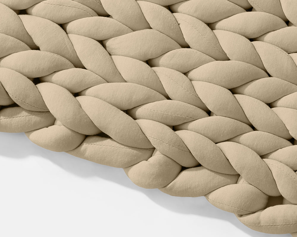 Gravity Chunky Knit Blanket - Bed of Nails